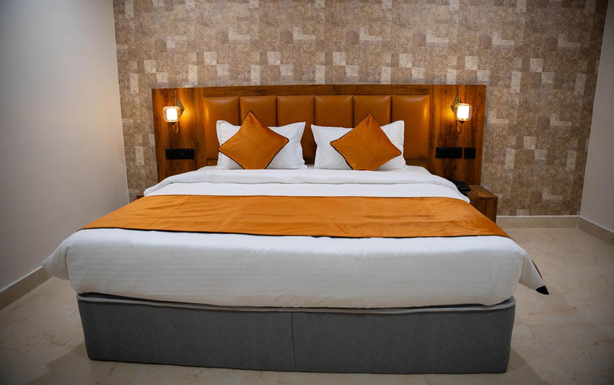 Hotel Orange Bhubaneswar Zewnętrze zdjęcie