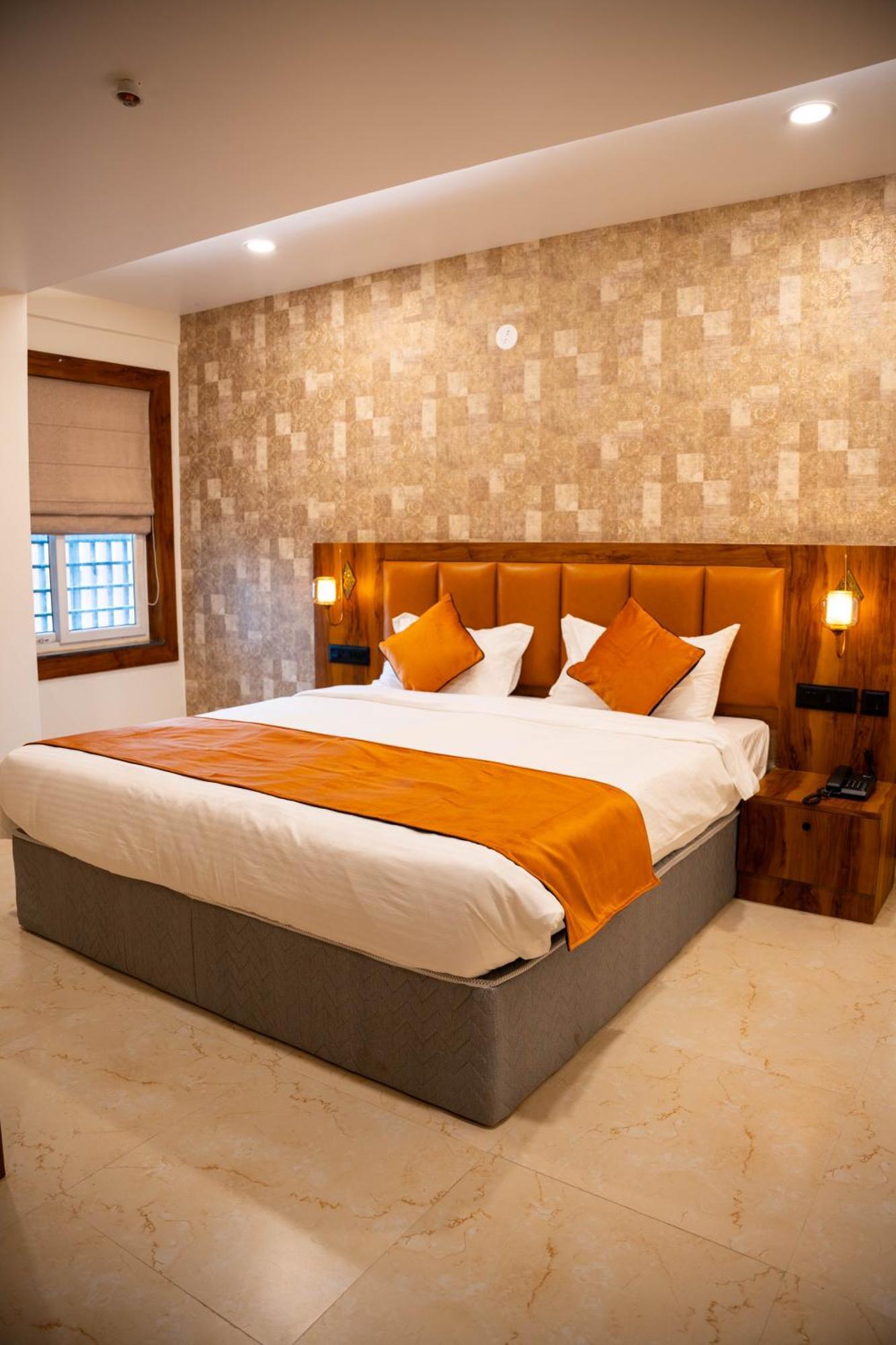 Hotel Orange Bhubaneswar Zewnętrze zdjęcie
