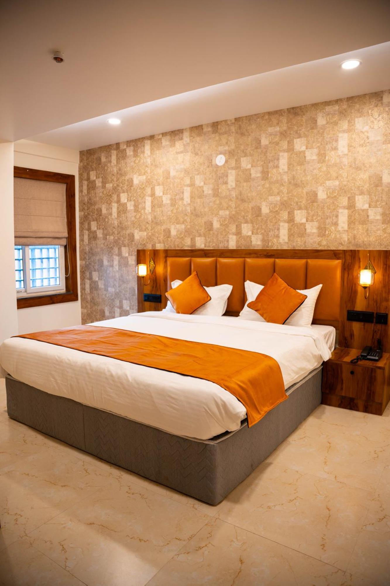 Hotel Orange Bhubaneswar Zewnętrze zdjęcie
