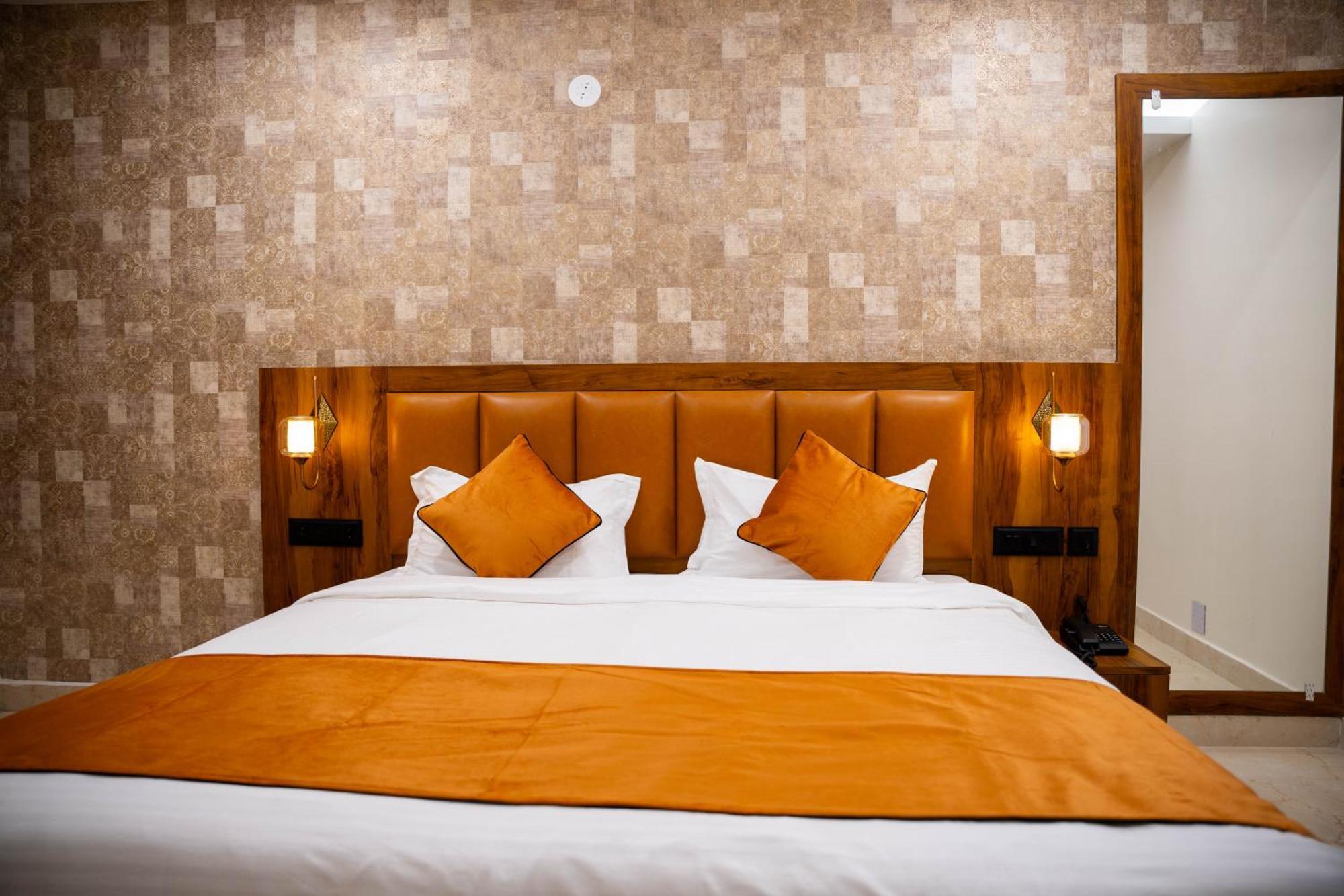 Hotel Orange Bhubaneswar Zewnętrze zdjęcie